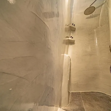 فندق Eternity Santorini ثيرا